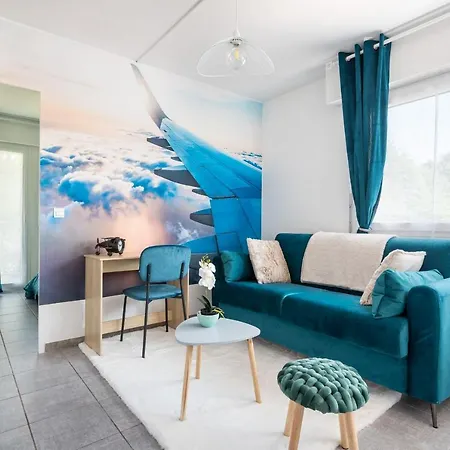 In The Sky - Casa Vostra - Caution 800 Eur & Id Requises - Proche Tramway-frontiere Apartment *