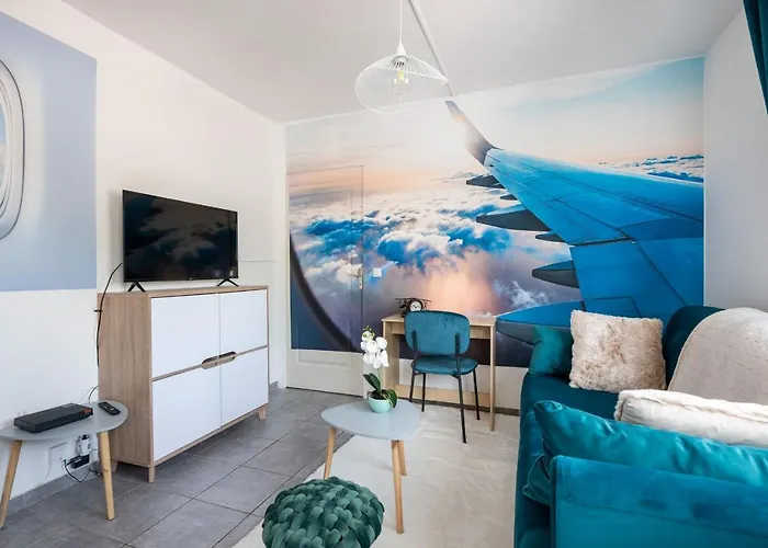 In The Sky - Casa Vostra - Caution 800 Eur & Id Requises - Proche Tramway-frontiere *
